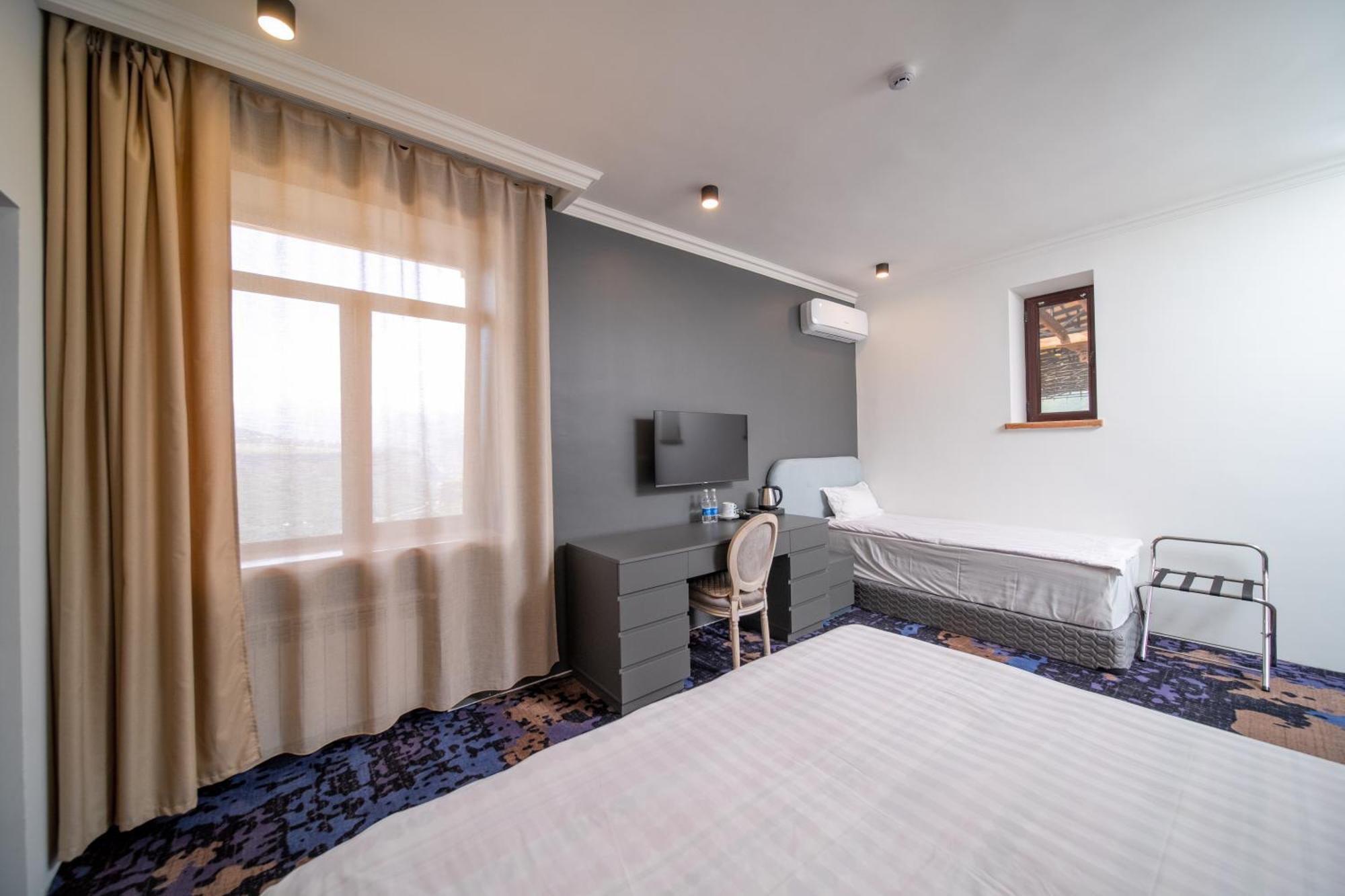 Kefilyan Family Hotel Szanain Kültér fotó